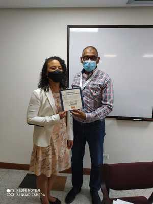 Segundo lugar en el concurso del XII Encuentro Nacional de Investigación en Enfermedades Infeccionas y el II Encuentro Andino de Enfermedades Infecciosas
